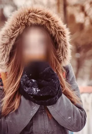 Jacqueline, 28