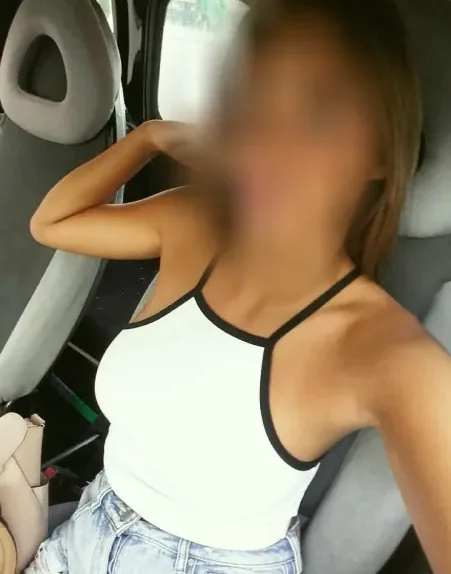 Jasmin, 36