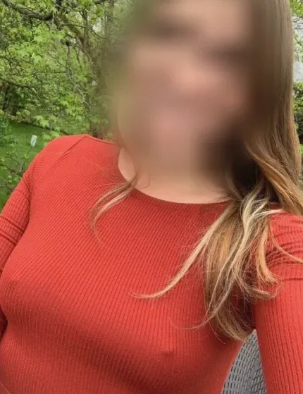 Linda, 32