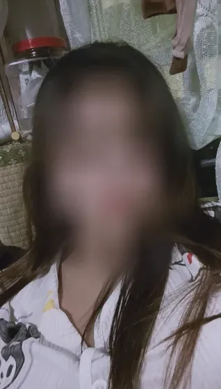 Lisa, 24