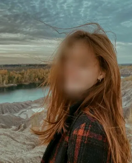 Luisa, 23