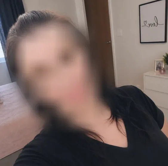 Marie, 37