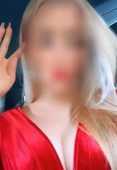 Marina, 36