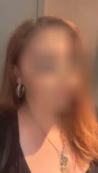 Marion, 24