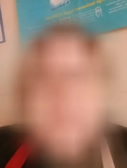 Mia, 36