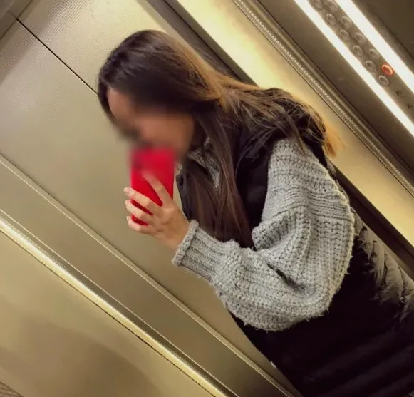 Sophia, 31